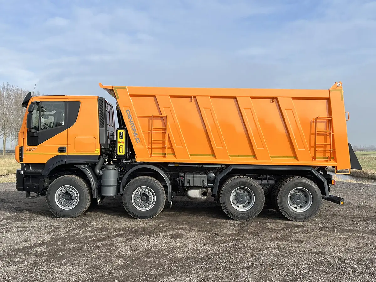 Iveco Trakker AT410T41H 8x4 Tipper Truck