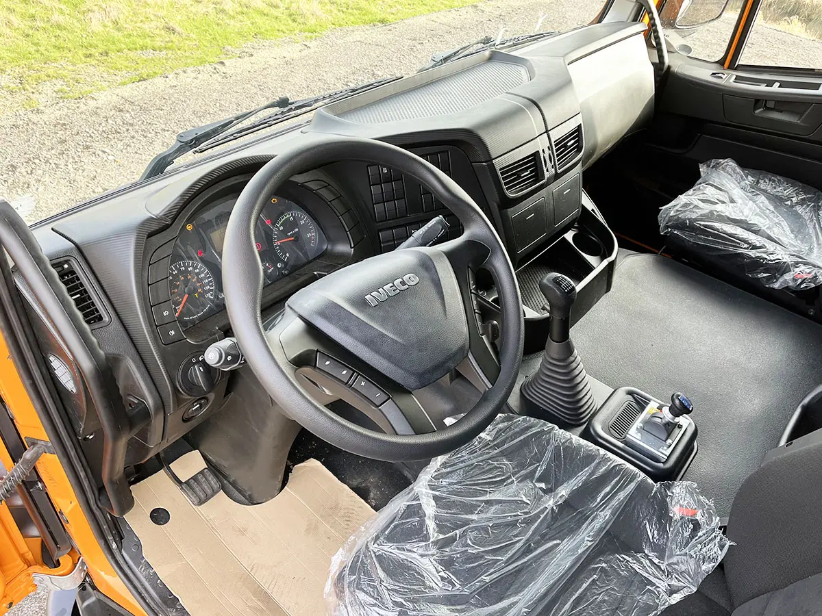 Iveco Trakker AT410T41H Tipper Truck 8x4 8