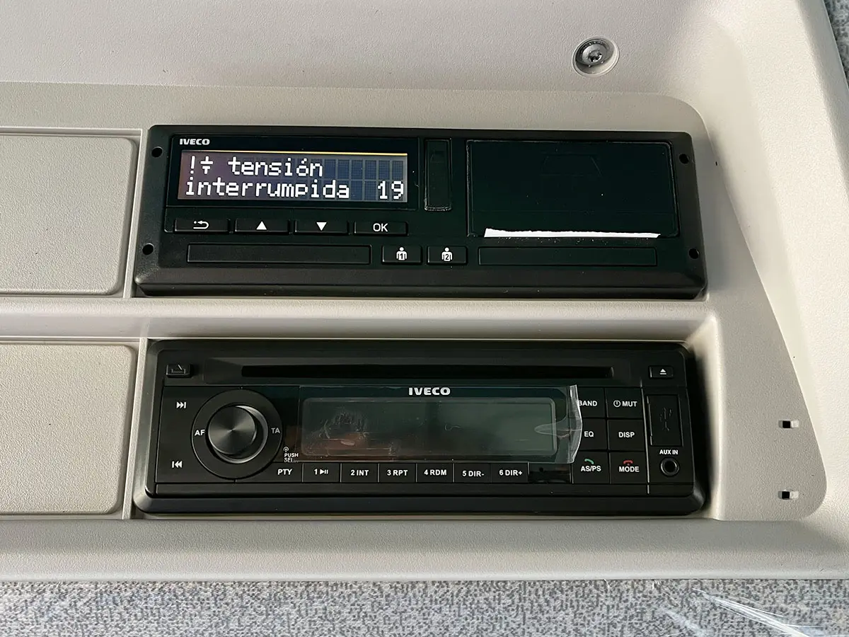 Iveco Trakker AT410T41H 8x4 Tipper Truck 11