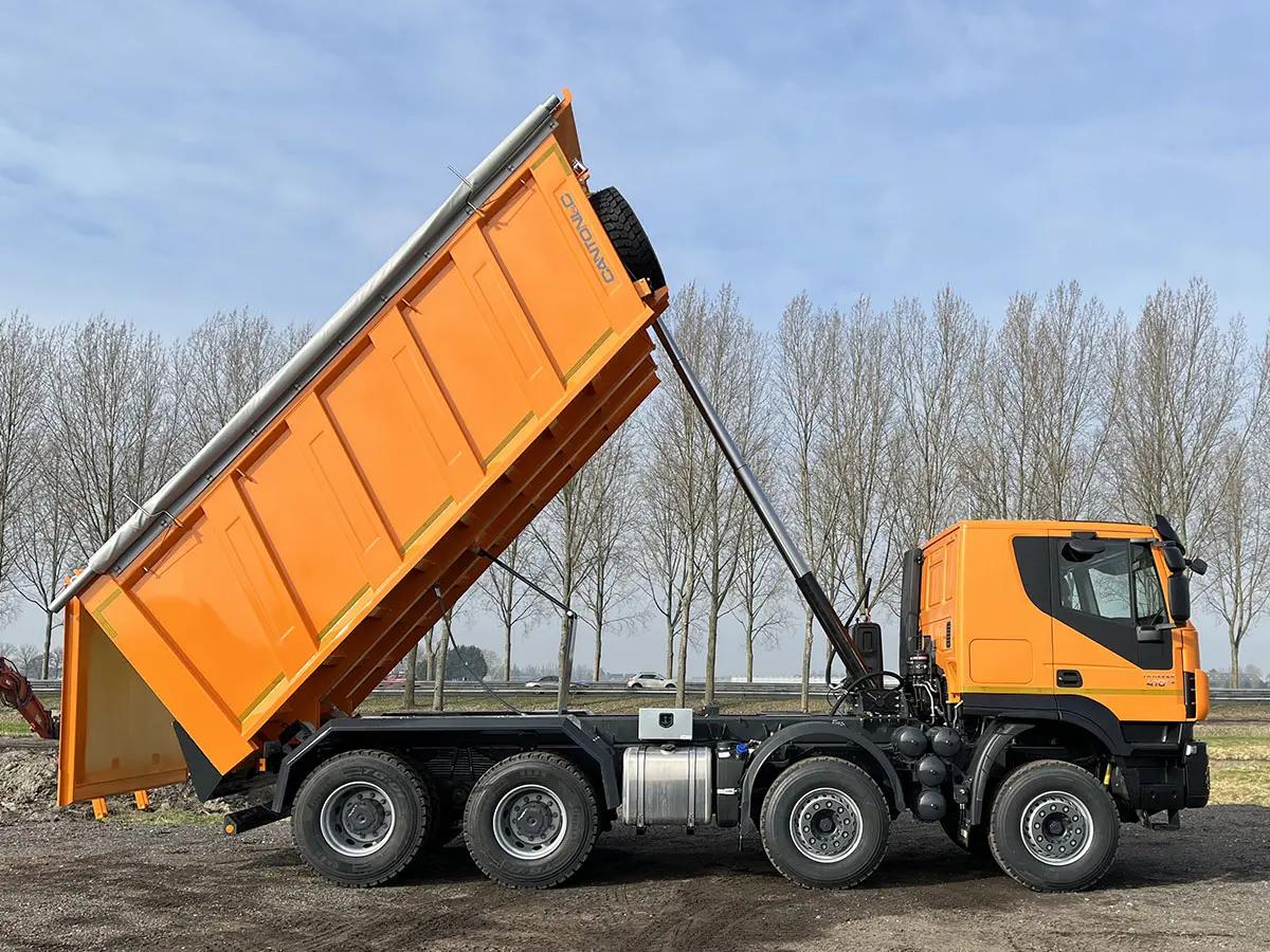 Iveco Trakker AT410T41H 8x4 Tipper Truck 14