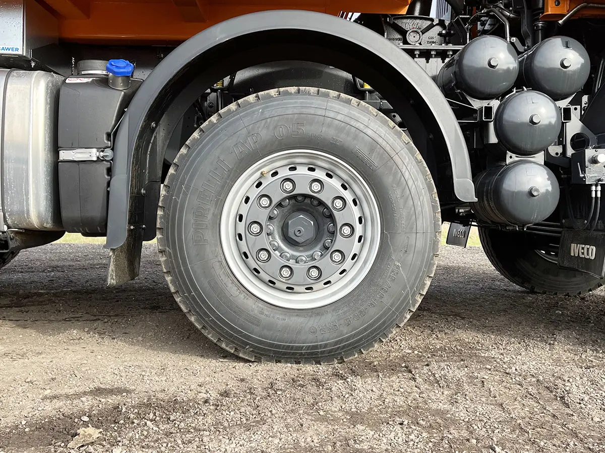 Iveco Trakker AT410T41H Tipper Truck 8x4 16