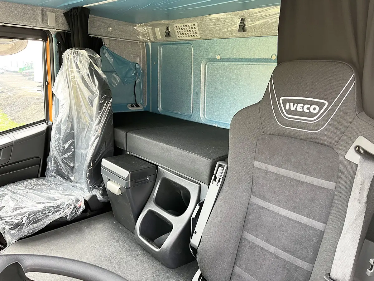 Iveco Trakker AT410T41H AT 8x4 Tipper Truck 10