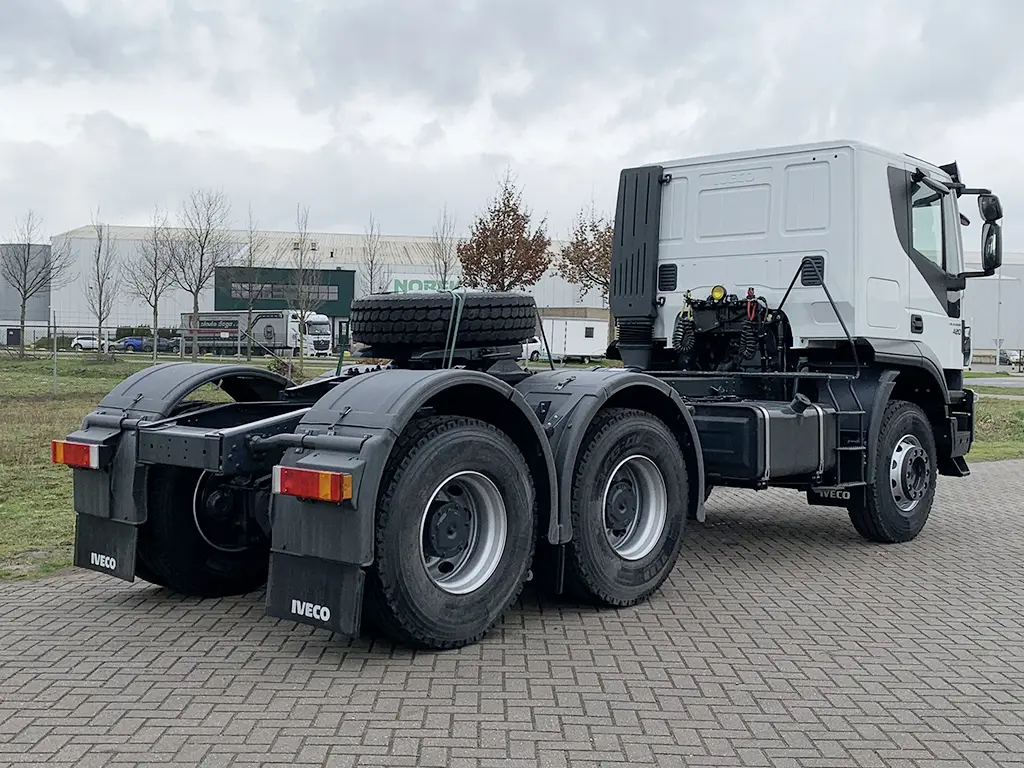 Iveco Trakker AT720T42TH Tractor Head 6x4 6
