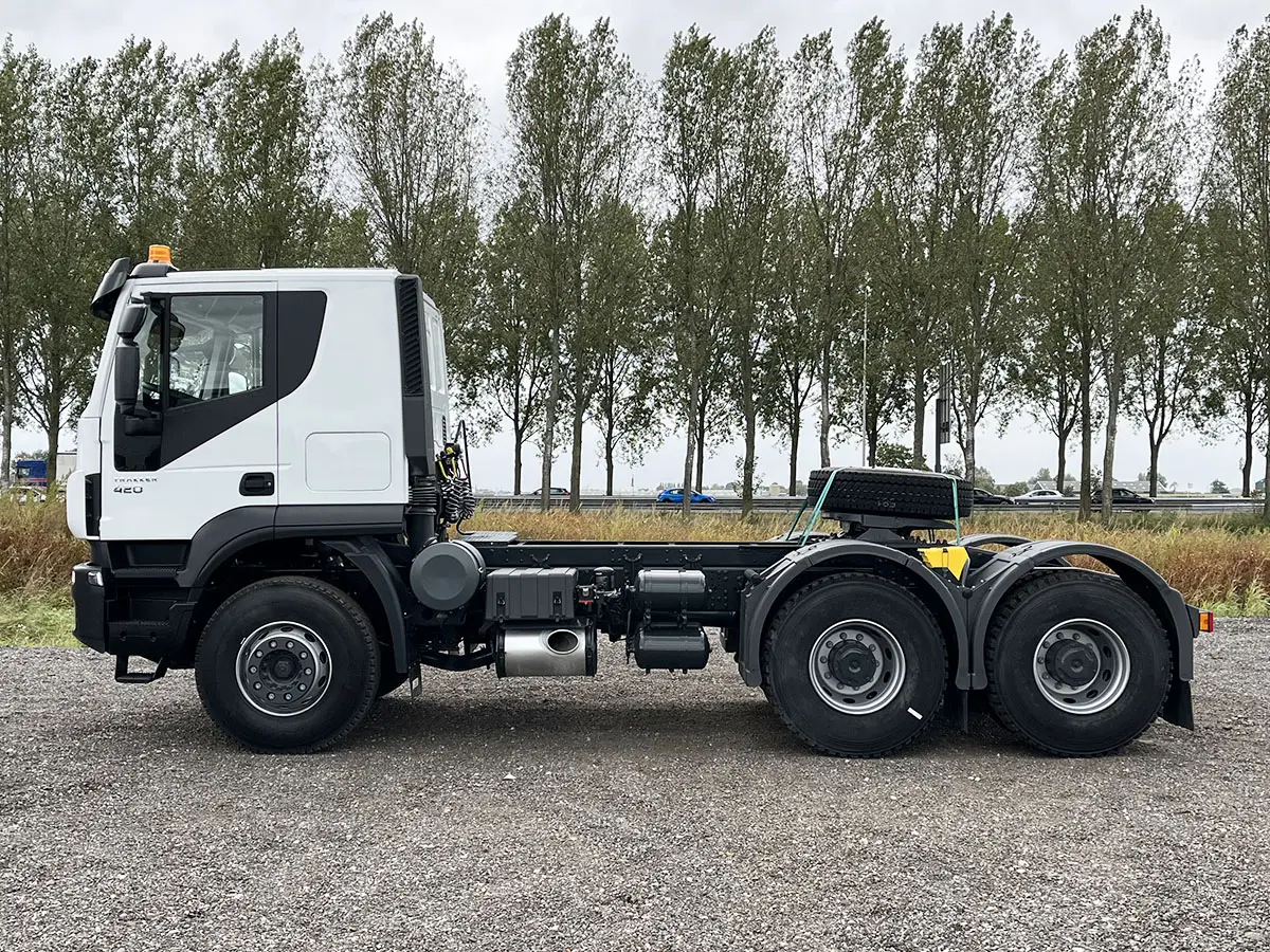 Iveco Trakker AT720T42TH AT ADR Tractor Head 6x4 2