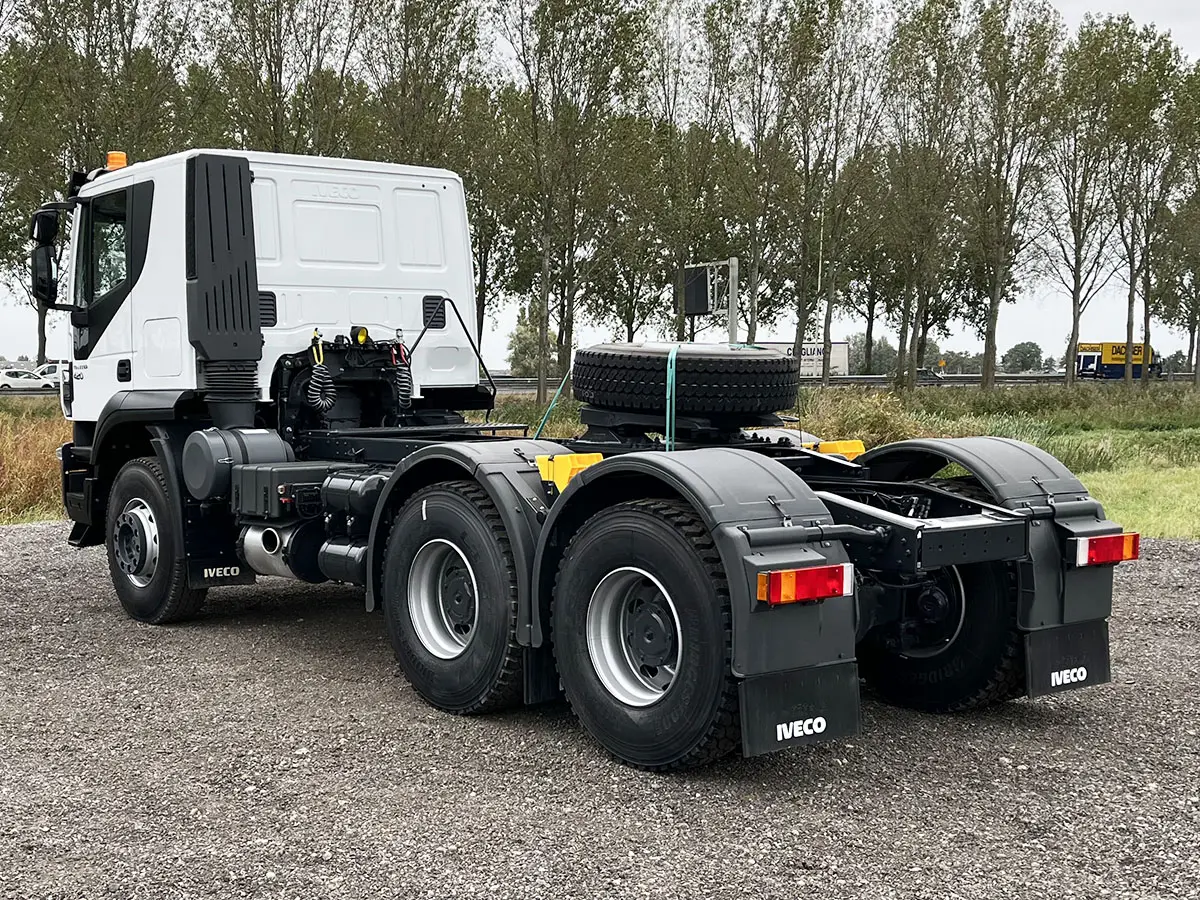 Iveco Trakker AT720T42TH AT ADR 6x4 Tractor Head