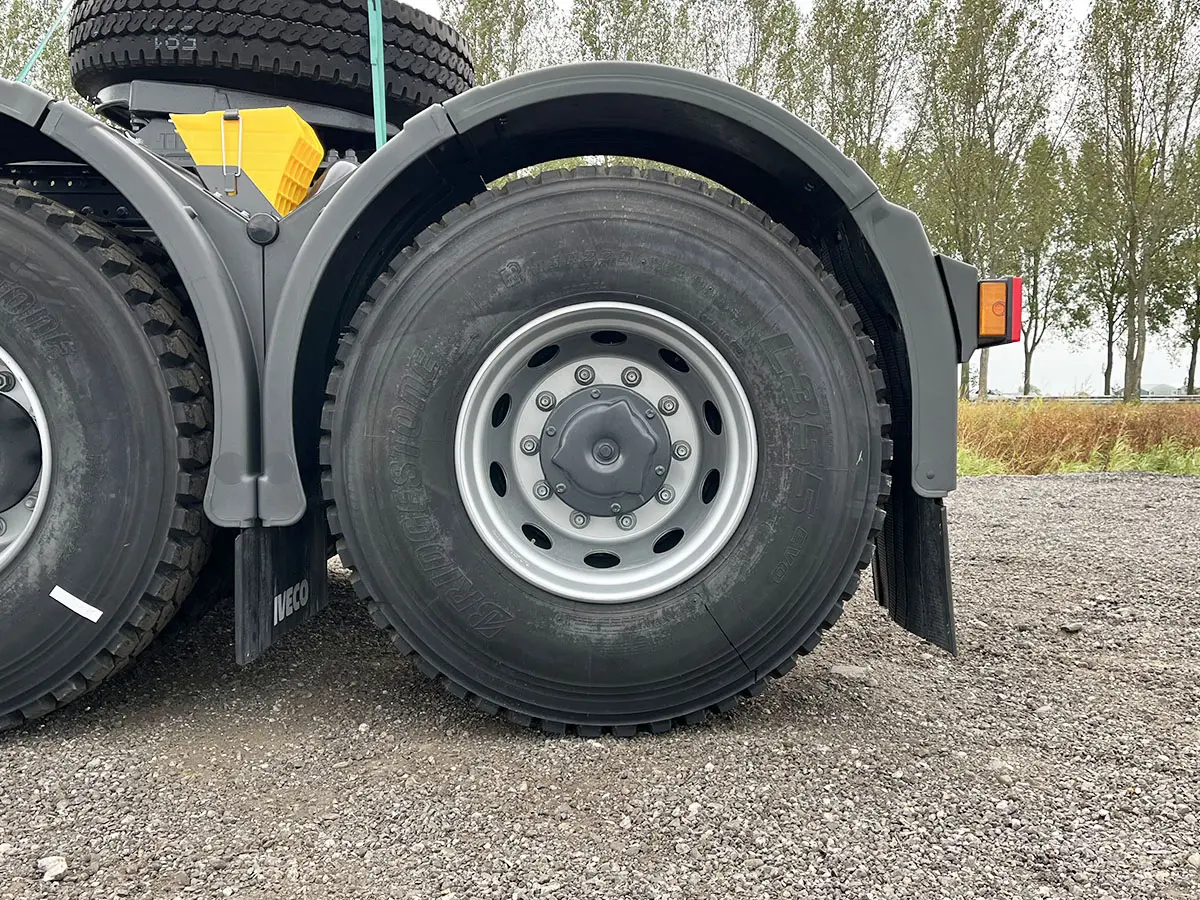 Iveco Trakker AT720T42TH AT ADR Tractor Head 6x4 14