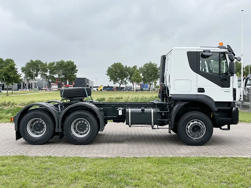 Iveco Trakker AT720T48TH Tractor Head 6x4 5