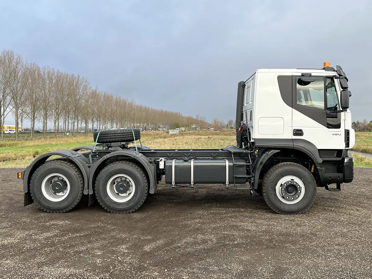 Iveco Trakker AT720T48TH Tractor Head 6x4 5
