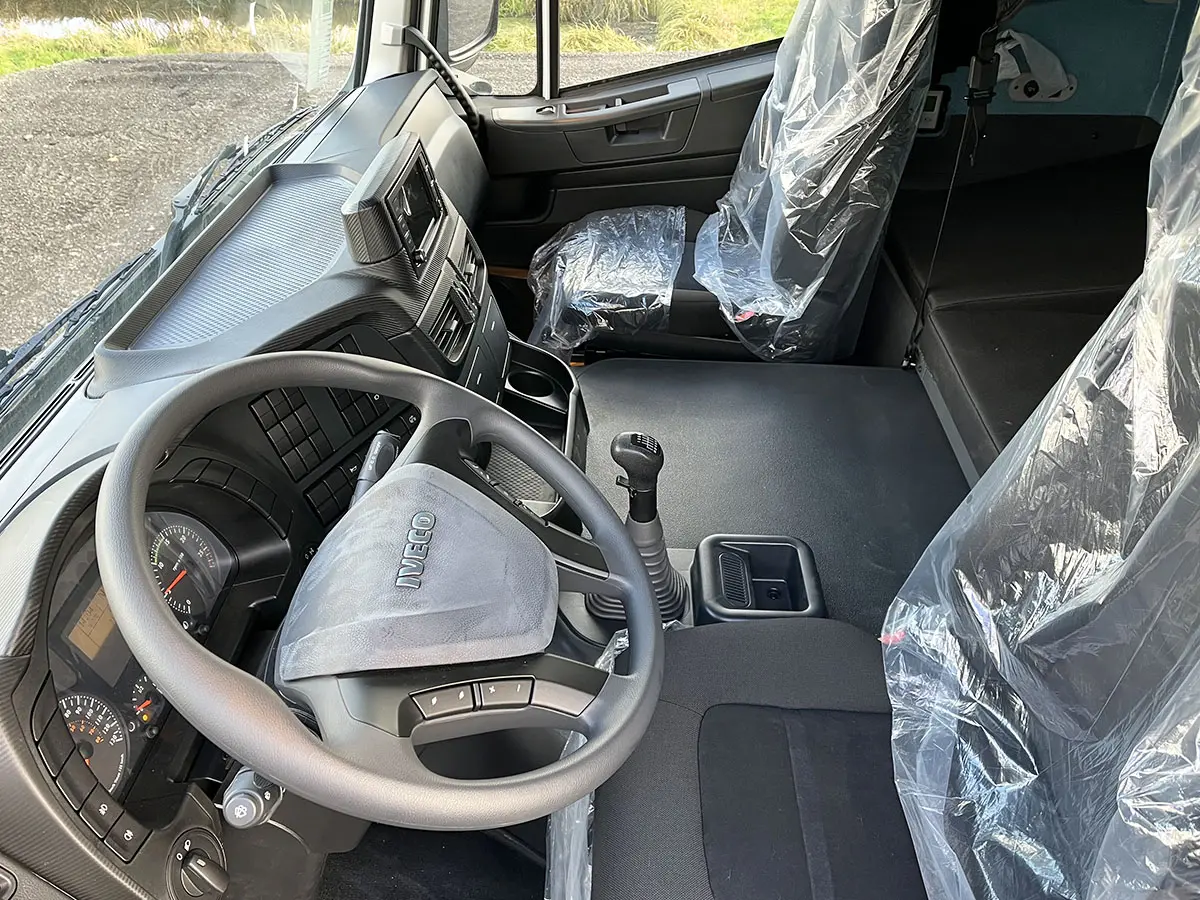 Iveco Trakker AT720T48TH Tractor Head 6x4 7