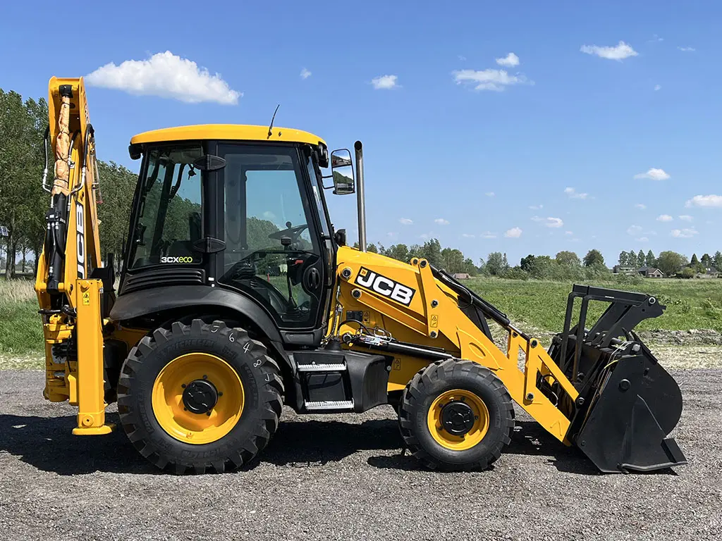 JCB 3CX 4x4 Backhoe Loader 5