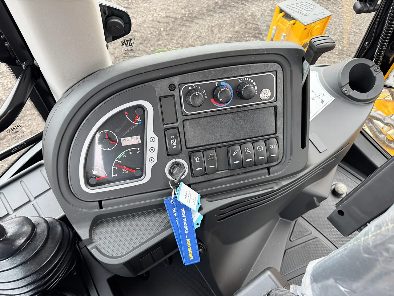 JCB 3CX Sitemaster Chargeuse pelleteuse 4x4 8