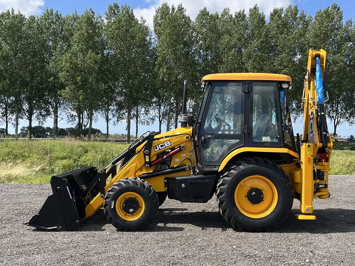 JCB 3DX Plus Backhoe Loader 4x4 2