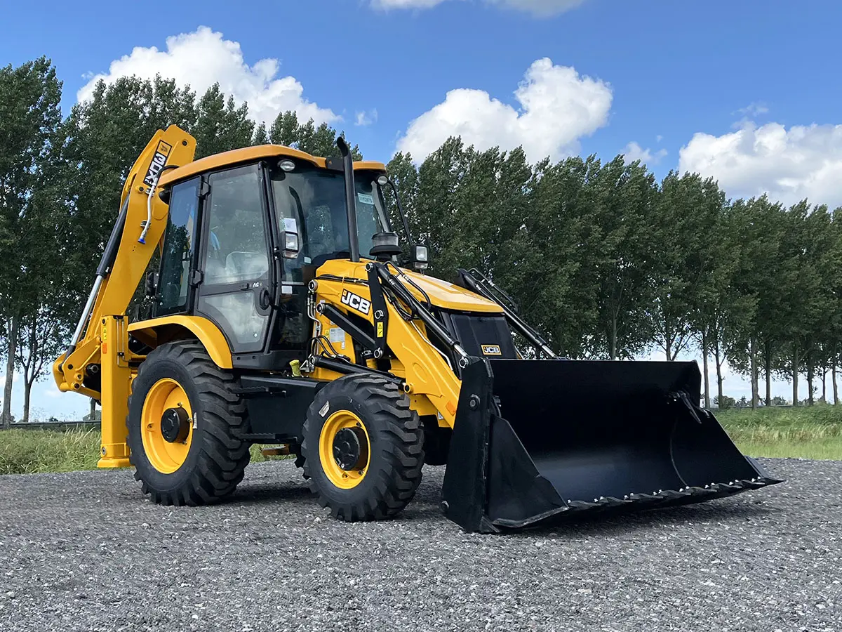 JCB 3DX Plus 4x4 Chargeuse pelleteuse 4