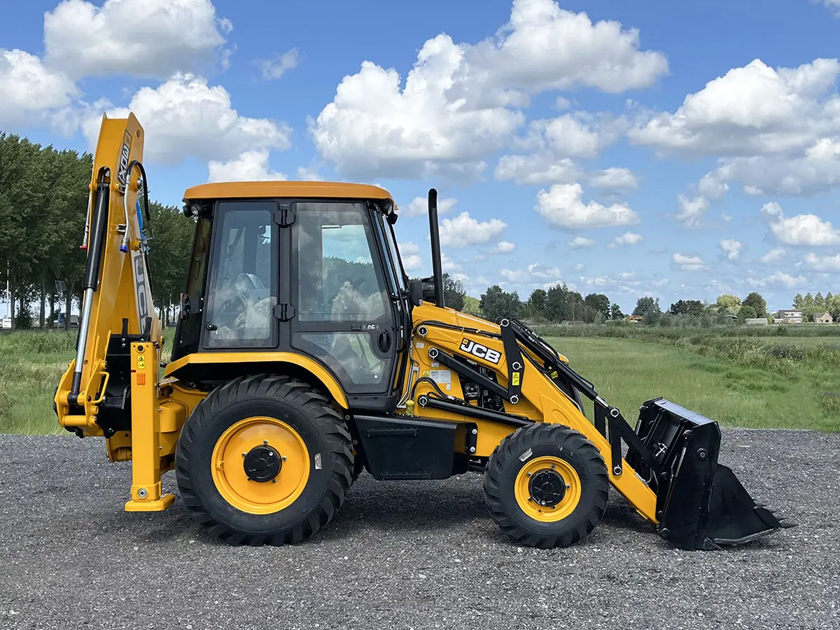 JCB 3DX Plus 4x4 Backhoe Loader 5