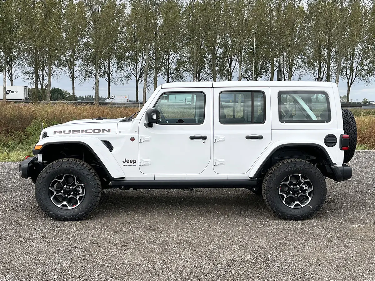 Jeep Wrangler Rubicon 4D 4x4 Sports Utility Vehicle (SUV) 2