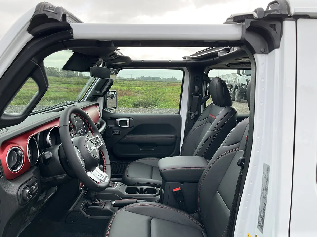 Jeep Wrangler Rubicon 4D 4x4 Sports Utility Vehicle (SUV) 14