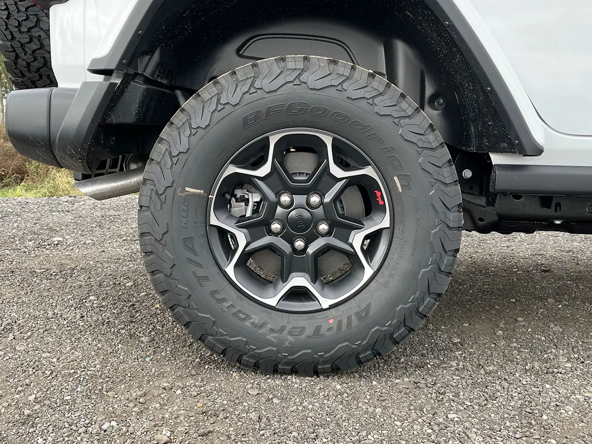 Jeep Wrangler Rubicon 4D 4x4 Sports Utility Vehicle (SUV) 18