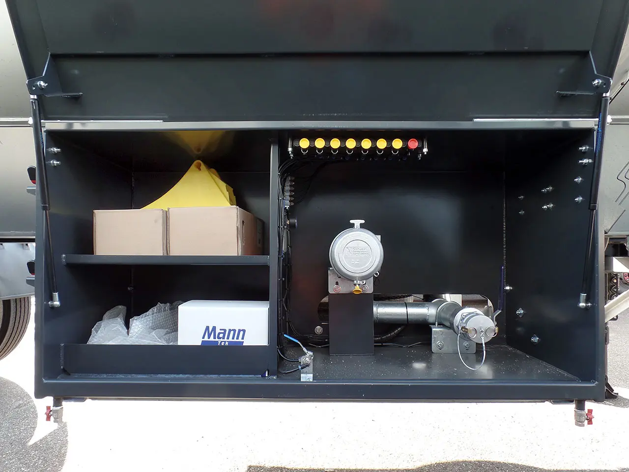 Lindner-Fischer TSA 60 SD 4-Axle Fuel Tank Trailer 12