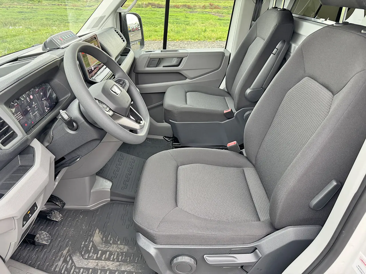 MAN TGE 3.180 QTX-M Ambulance Van 4x2 9
