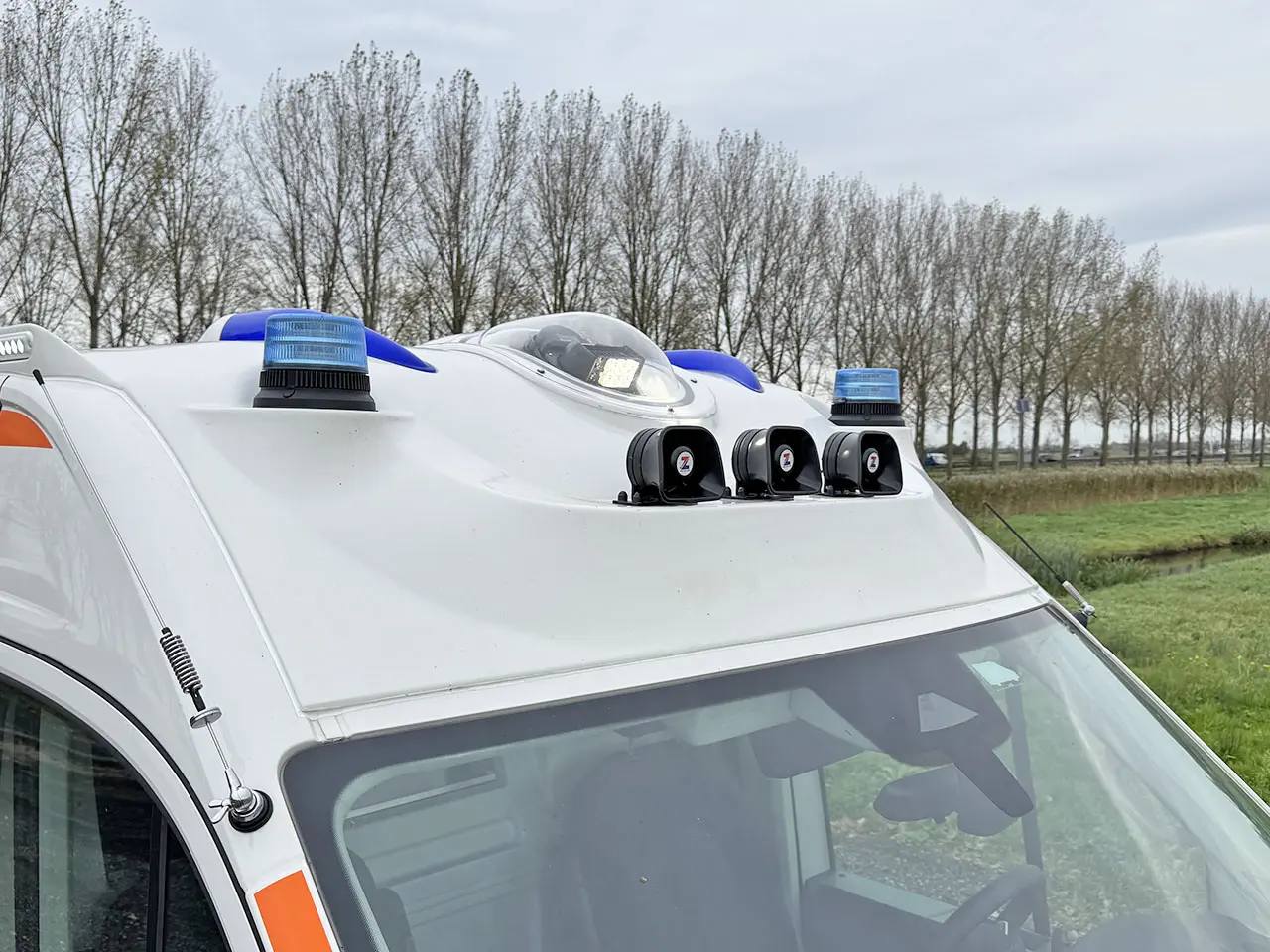 MAN TGE 3.180 QTX-M Ambulance Van 4x2 25