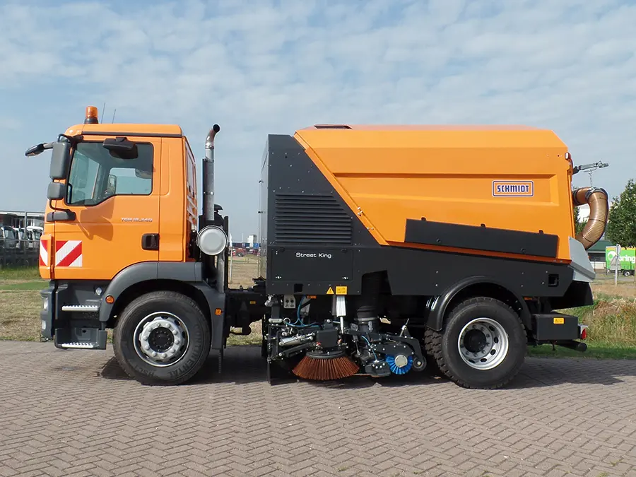 MAN TGM 18.240 BB 4x2 Balayeuse