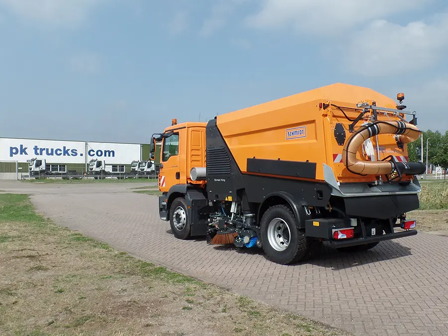 MAN TGM 18.240 BB 4x2 Balayeuse