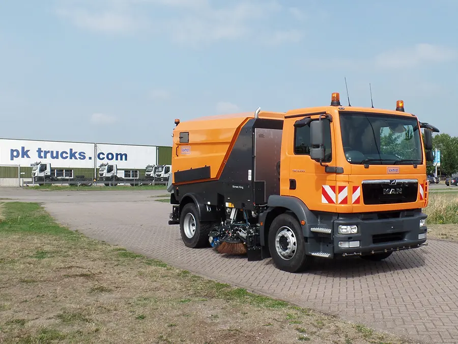 MAN TGM 18.240 BB Balayeuse 4x2 4