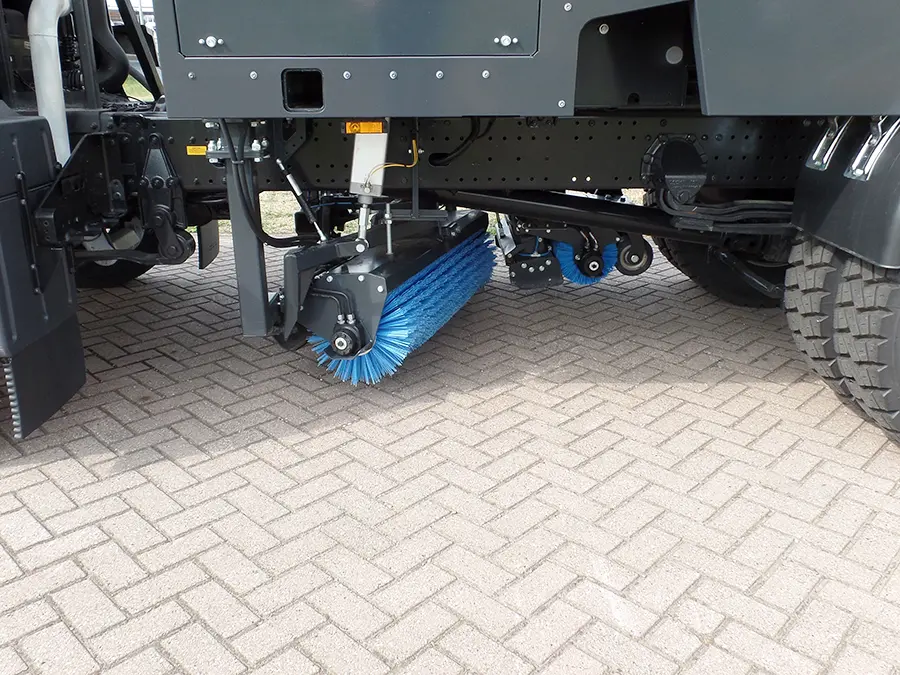 MAN TGM 18.240 BB Balayeuse 4x2 9