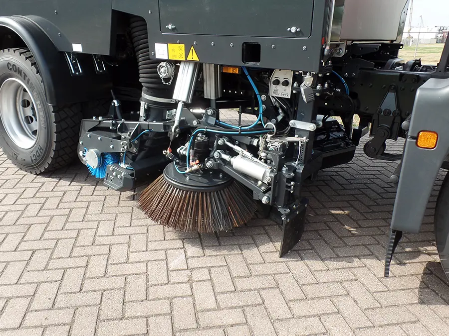 MAN TGM 18.240 BB Balayeuse 4x2 11