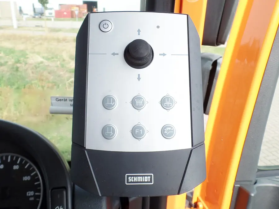 MAN TGM 18.240 BB Balayeuse 4x2 19