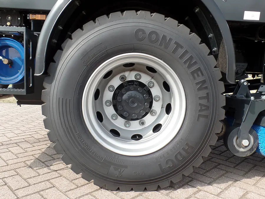 MAN TGM 18.240 BB Balayeuse 4x2 22