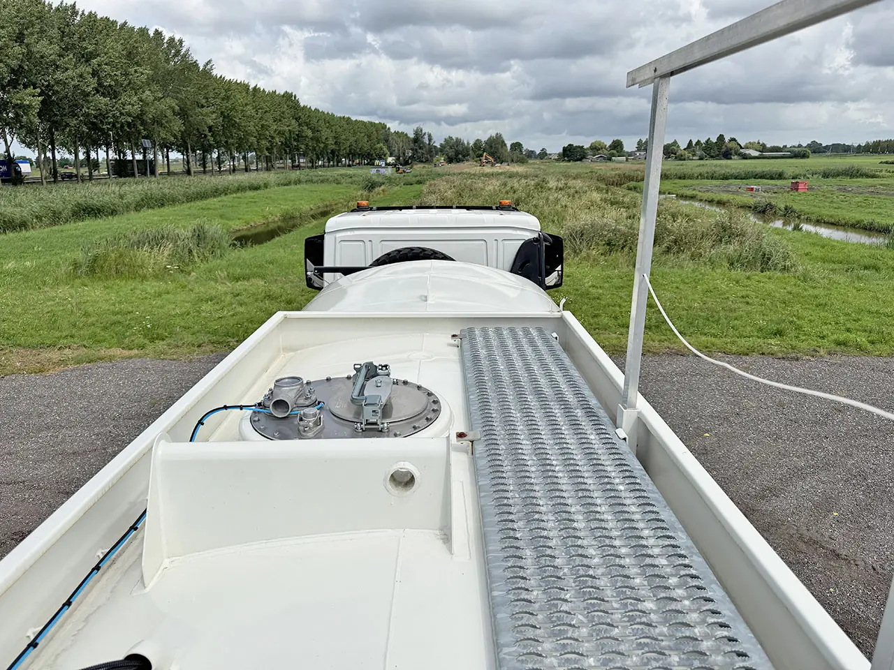 MAN TGM 18.250 BB Camion citerne à carburant 4x4 16