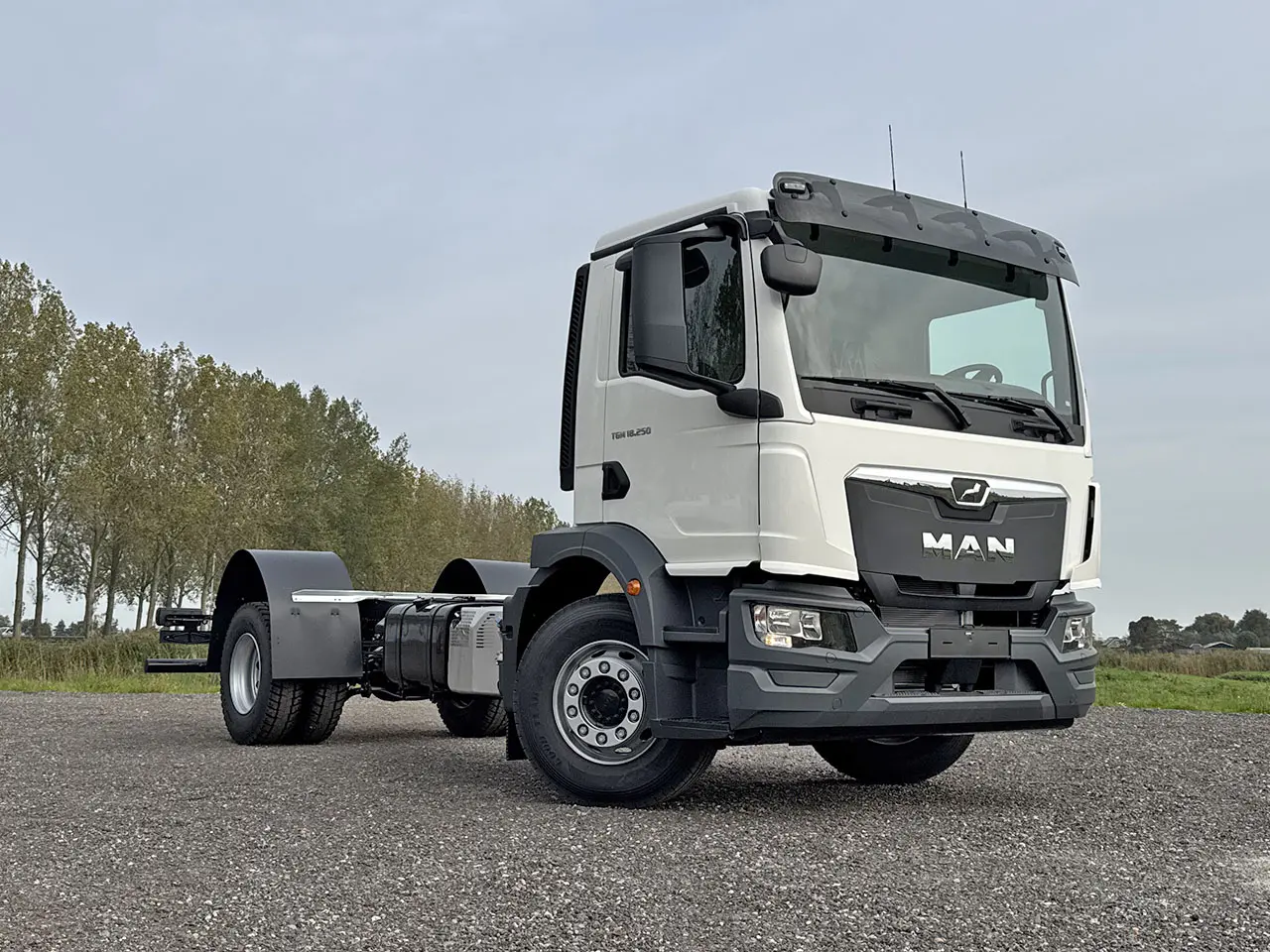 MAN TGM 18.250 BB CH Chassis Cabin 4x2 4