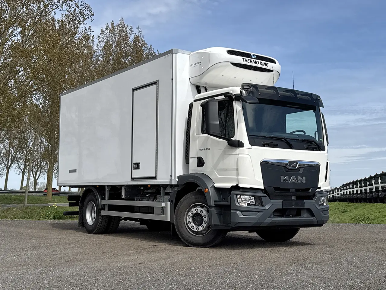 MAN TGM 18.250 BB CH Refrigerated Box Truck 4x2 4