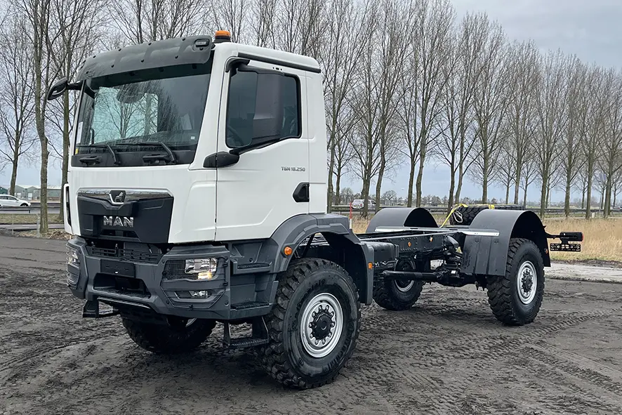 MAN TGM 18.250 BB CH Chassis Cabin 4x4