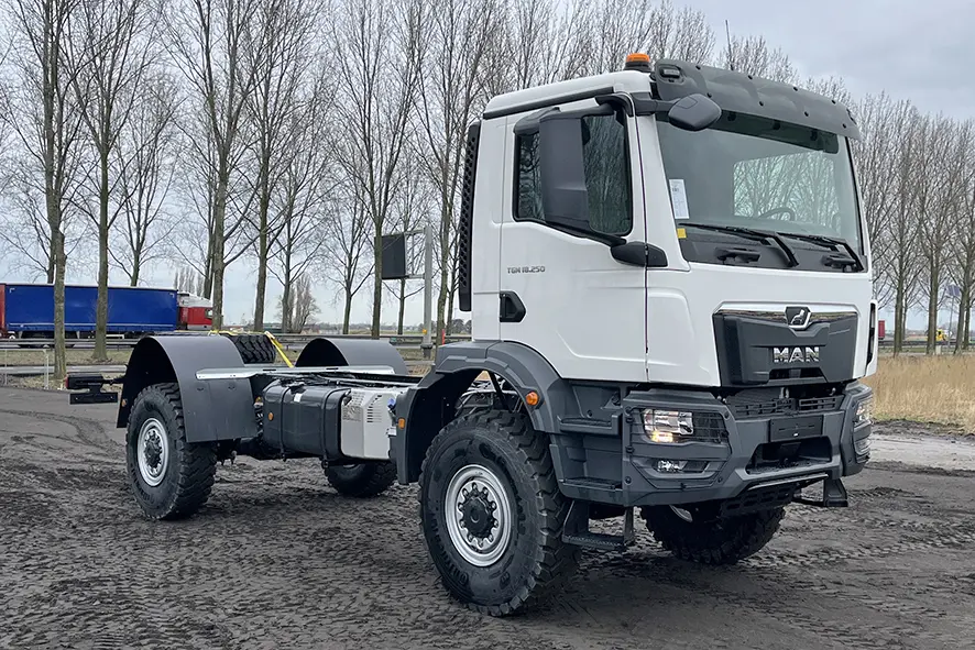 MAN TGM 18.250 BB CH 4x4 Chassis Cabin 4
