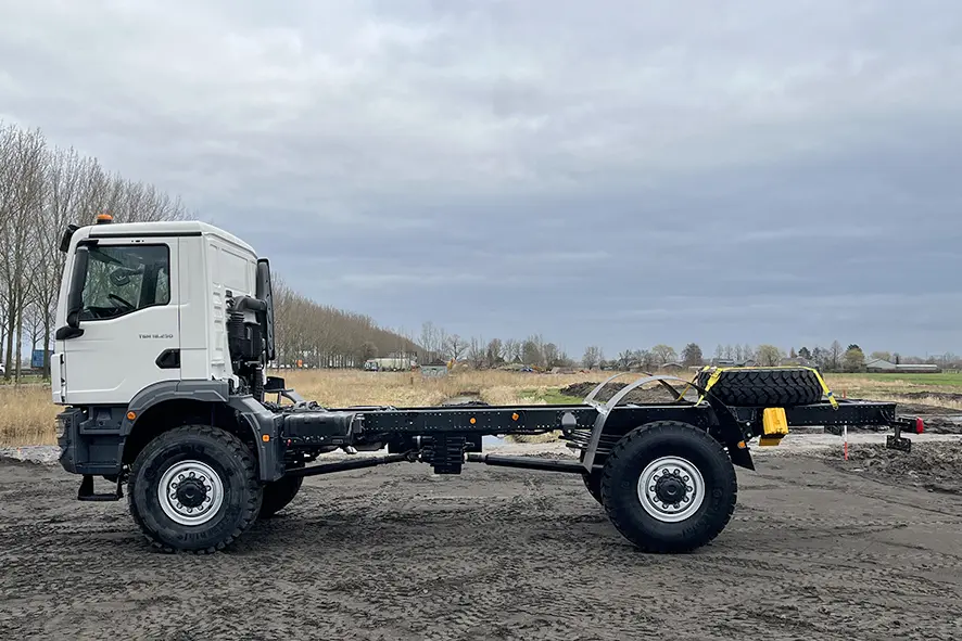 MAN TGM 18.250 BB CH Chassis Cabin 4x4 7