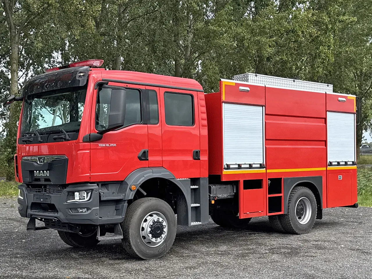 MAN TGM 18.250 BB CH Fire Fighter Truck 4x4
