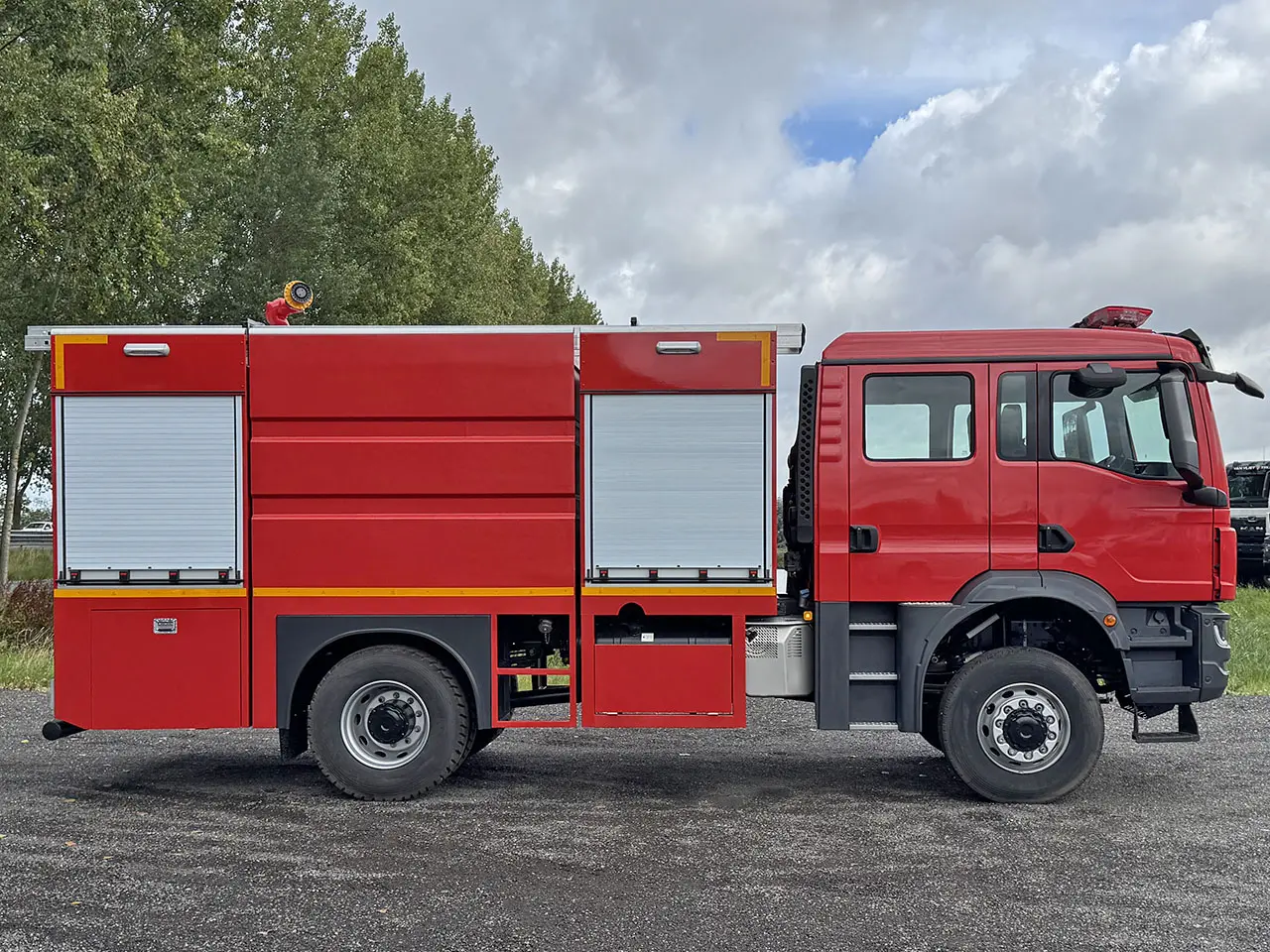 MAN TGM 18.250 BB CH Fire Fighter Truck 4x4 5