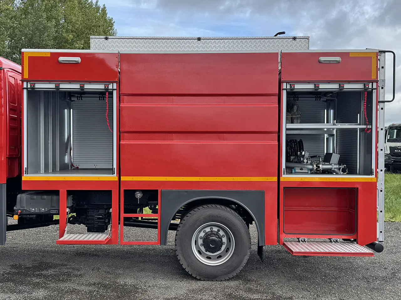 MAN TGM 18.250 BB CH Fire Fighter Truck 4x4 18