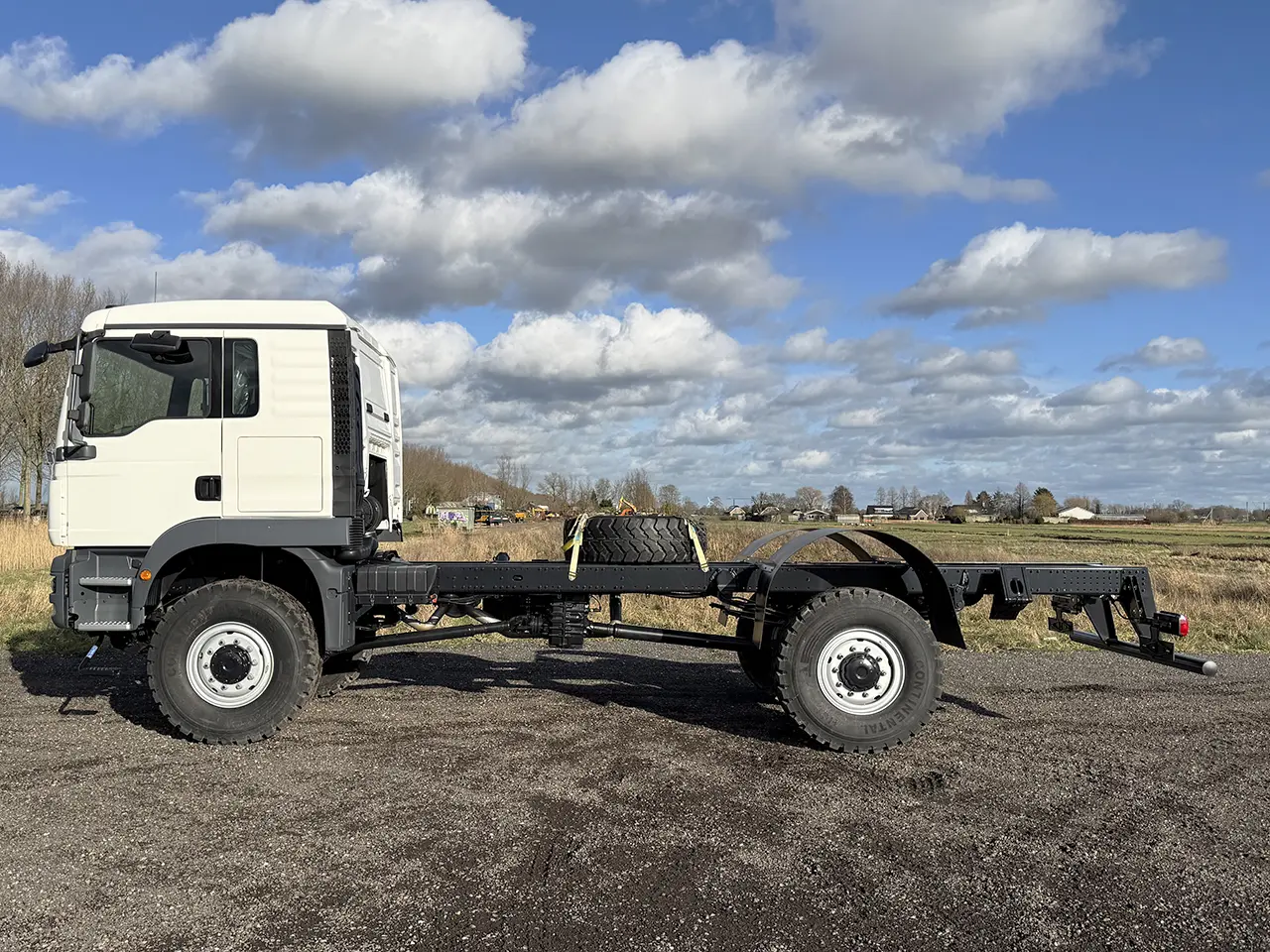 MAN TGM 18.280 BB-CKD Chassis Cabin 4x4