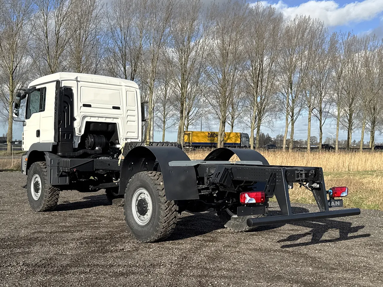 MAN TGM 18.280 BB-CKD Chassis Cabin 4x4 3