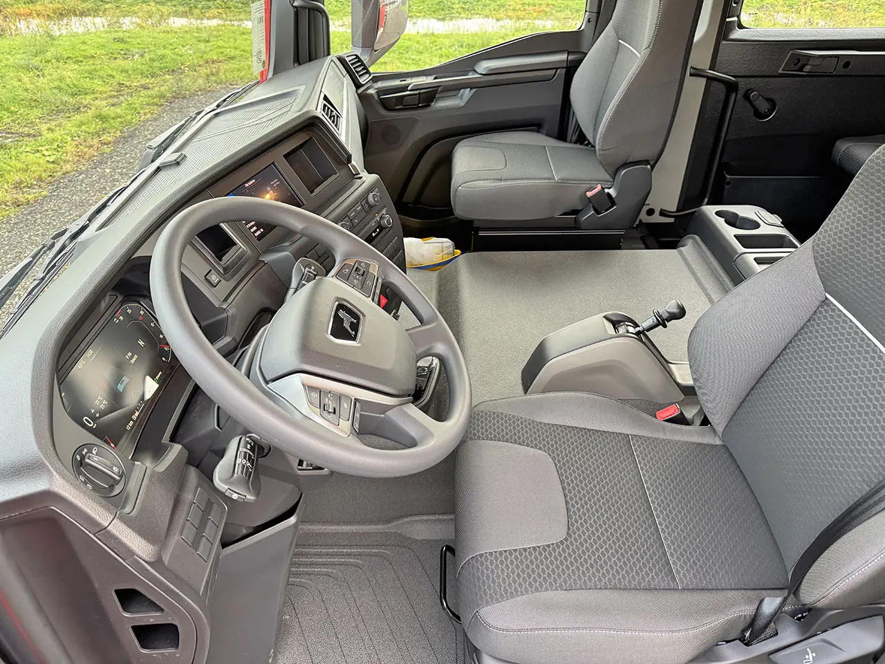 MAN TGM 18.290 BB CH 4x4 Chassis Cabin 9