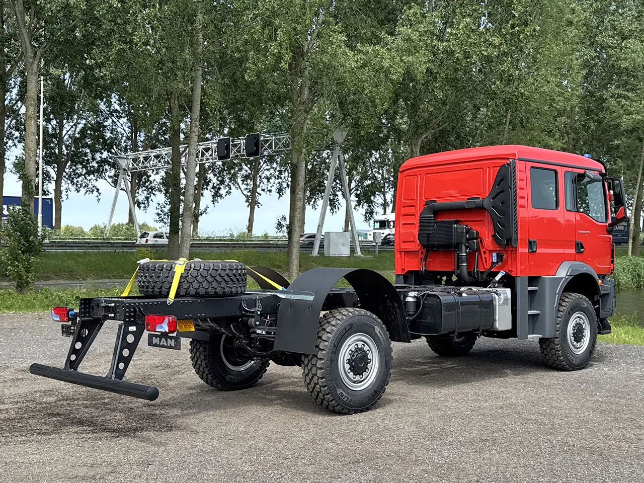 MAN TGM 18.290 BB CH Chassis Cabin 4x4