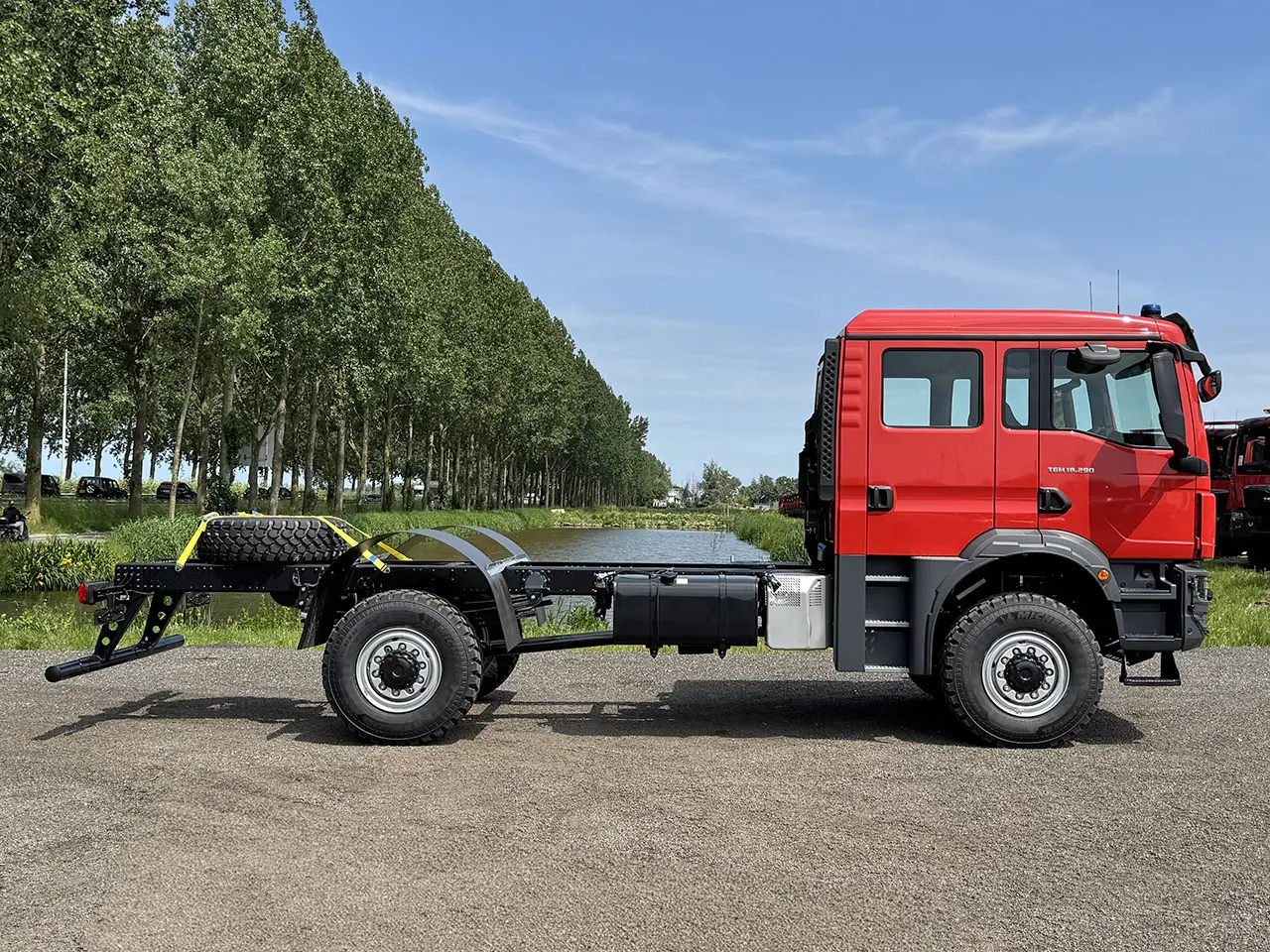 MAN TGM 18.290 BB CH Chassis Cabin 4x4 5