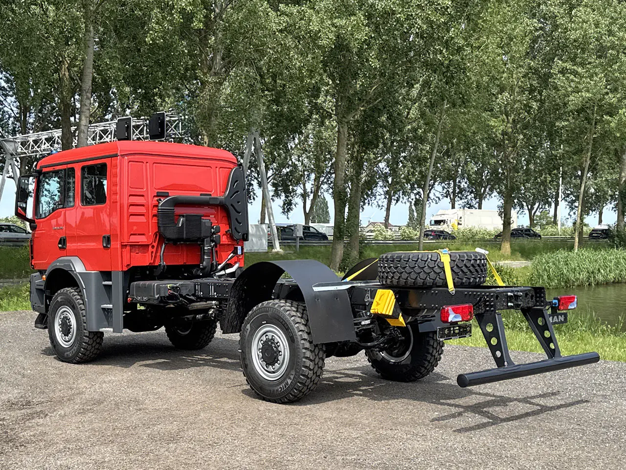 MAN TGM 18.290 BB CH Chassis Cabin 4x4 6