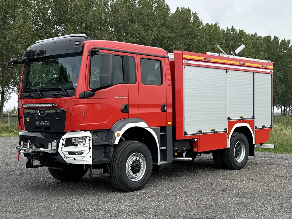 MAN TGM 18.290 BB CH Camion de pompiers 4x4