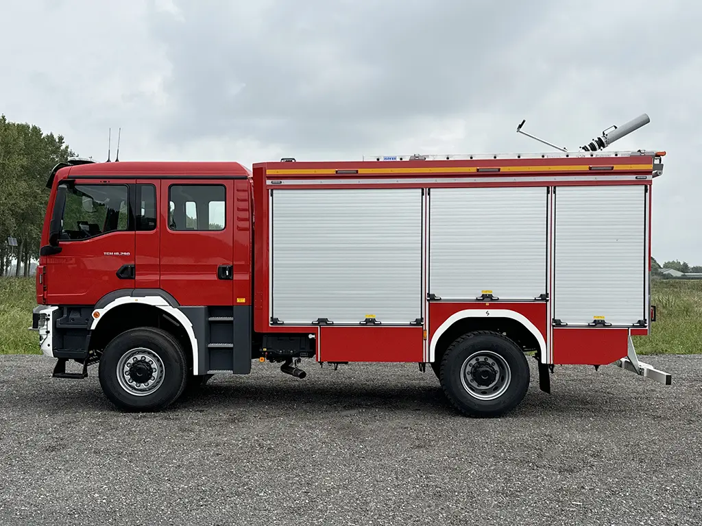 MAN TGM 18.290 BB CH Camion de pompiers 4x4 2