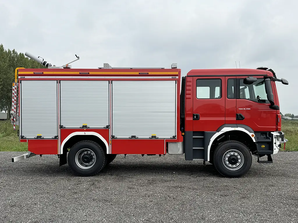 MAN TGM 18.290 BB CH Camion de pompiers 4x4 5