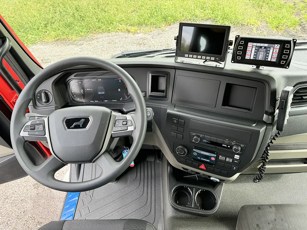 MAN TGM 18.290 BB CH 4x4 Fire Fighter Truck 9